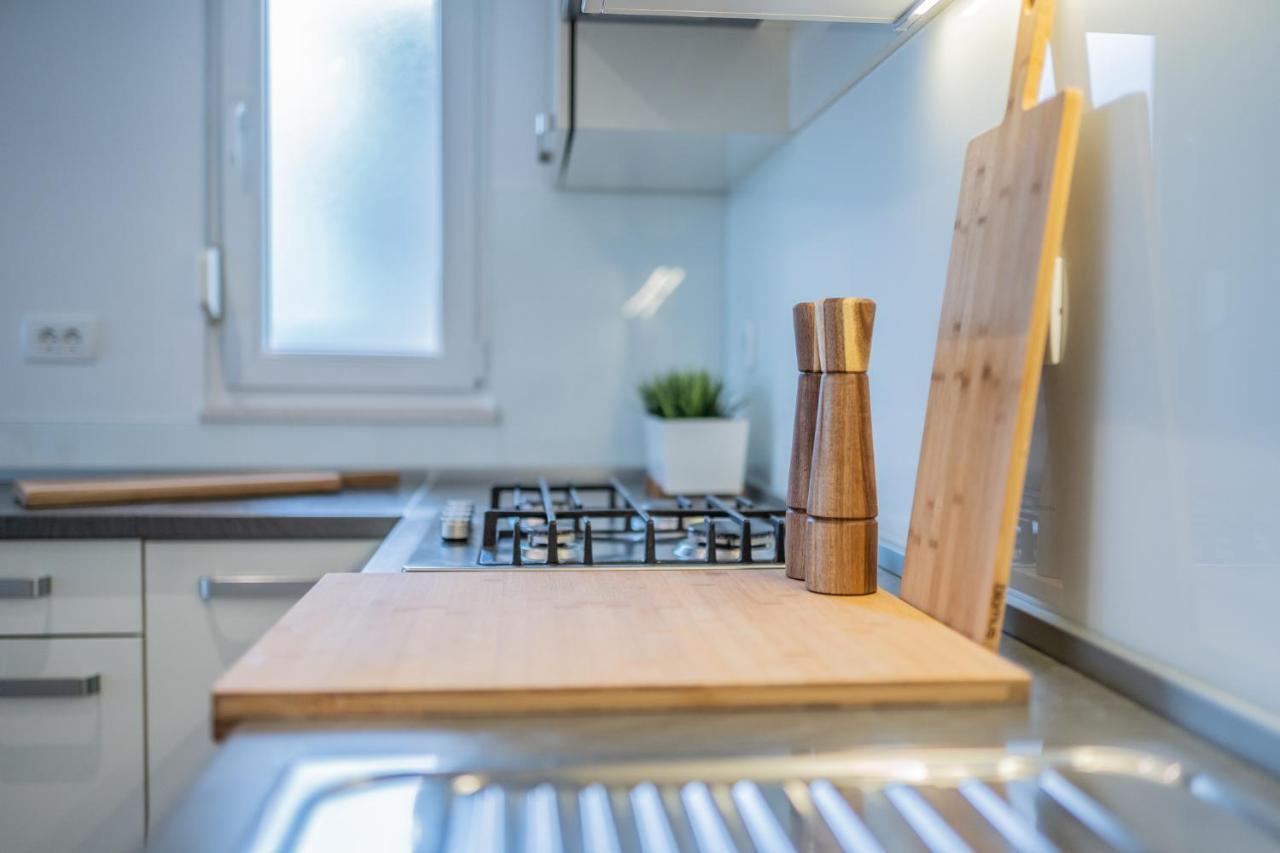 רוגוזניצה Apartmani Bilonic Rogoznica מראה חיצוני תמונה