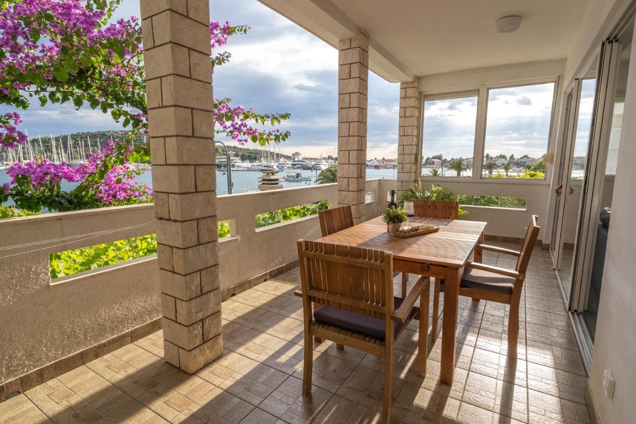רוגוזניצה Apartmani Bilonic Rogoznica מראה חיצוני תמונה