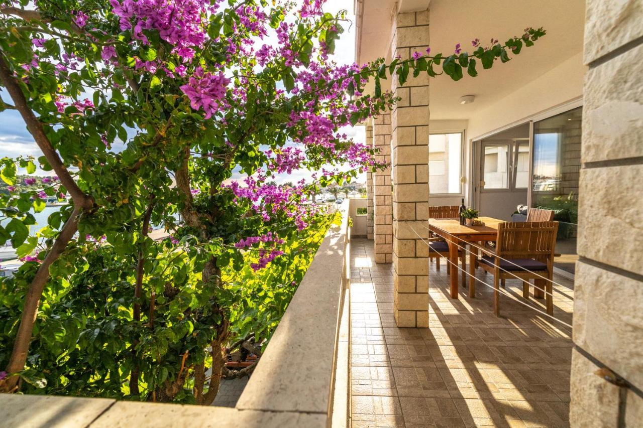 רוגוזניצה Apartmani Bilonic Rogoznica מראה חיצוני תמונה